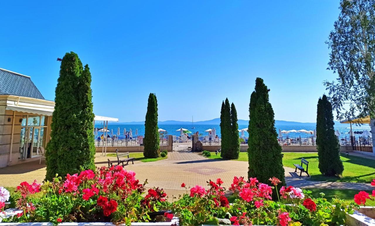 Festa Pomorie Resort Bagian luar foto