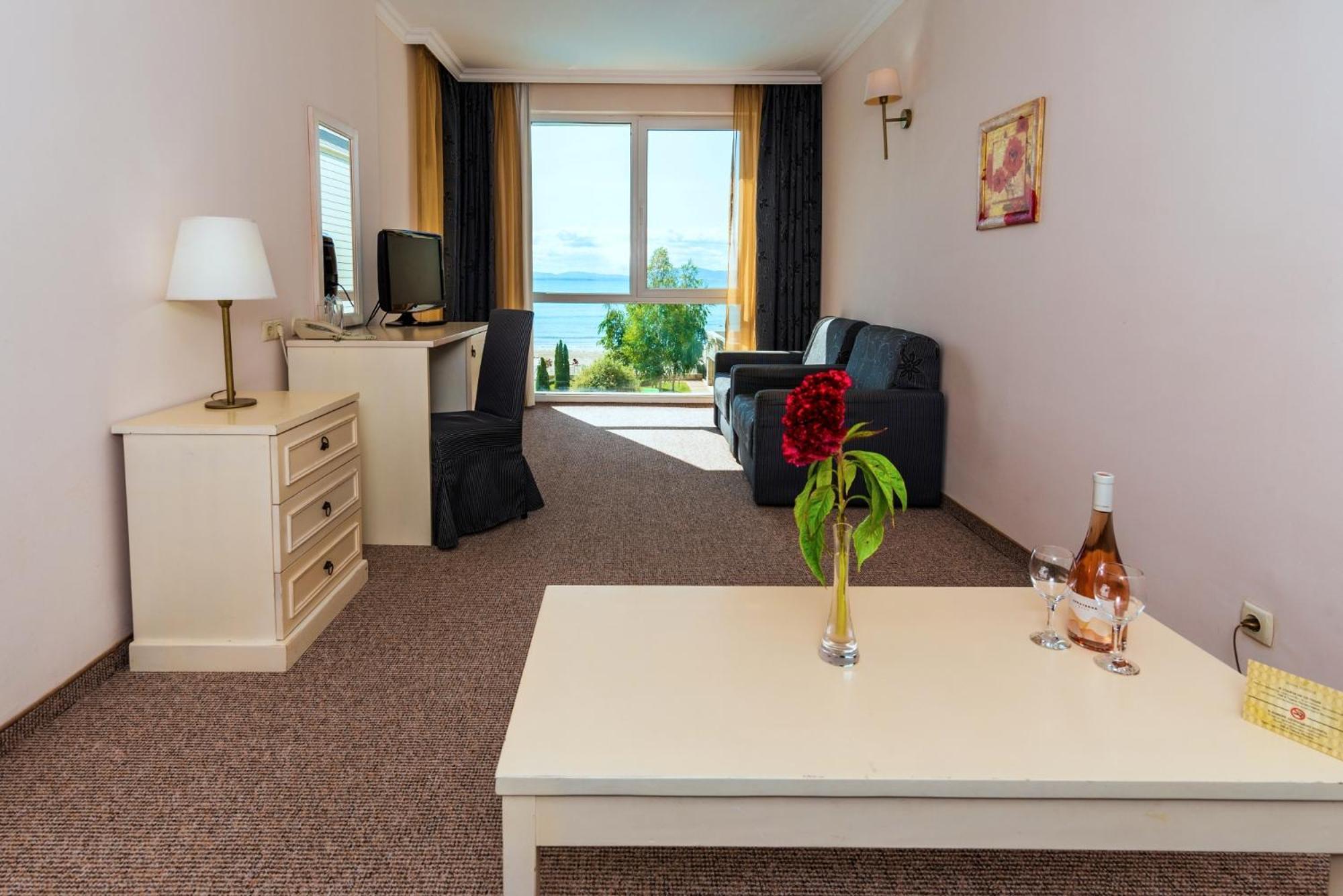 Festa Pomorie Resort Ruang foto